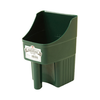 3 Quart Enclosed Feed Scoop