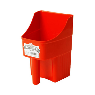 3 Quart Enclosed Feed Scoop