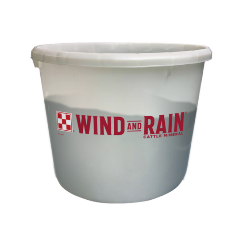 Purina Wind & Rain Cattle Mineral Tub