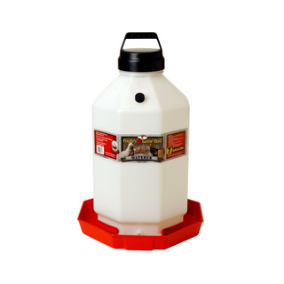 7 Gallon Plastic Poultry Waterer - Pittsboro Feed